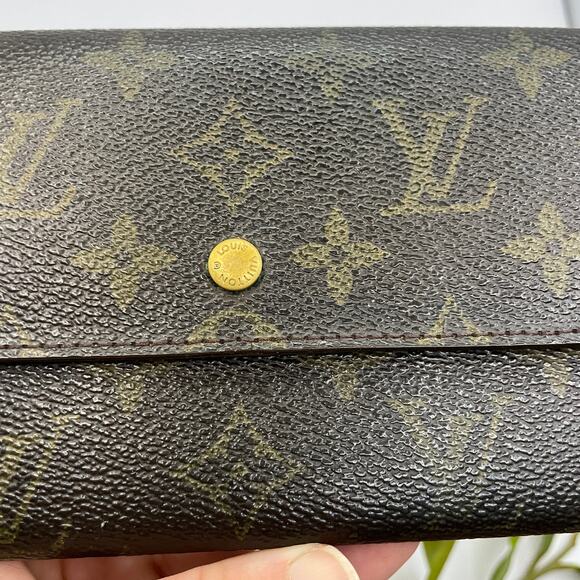 Louis Vuitton Long Sarah Large Monogram Canvas Wallet Vintage - Picture 2 of 16